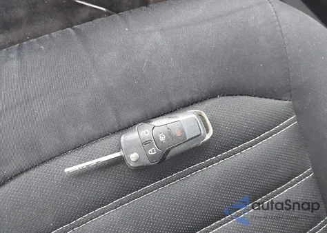 2015 Ford Fusion Se z USA, uszkodzony, nr VIN 3FA6P0H73FR210923